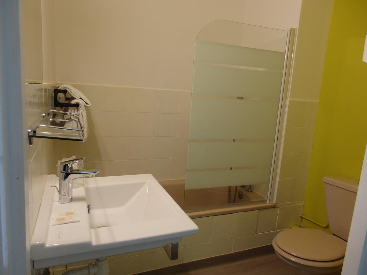 Hotel Castel Neuves-Maisons Εξωτερικό φωτογραφία